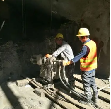 高邮水下抗分散灌浆料特点 水下不分散注浆料介绍