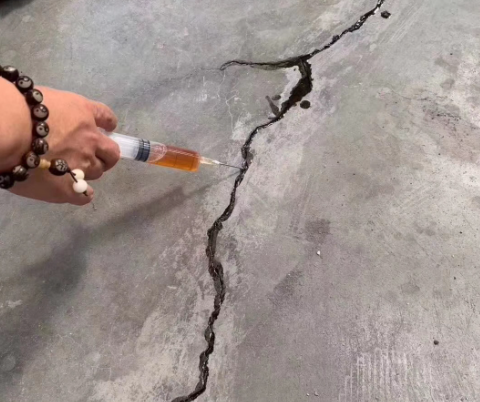 高邮混凝土裂缝修补技术详解​
